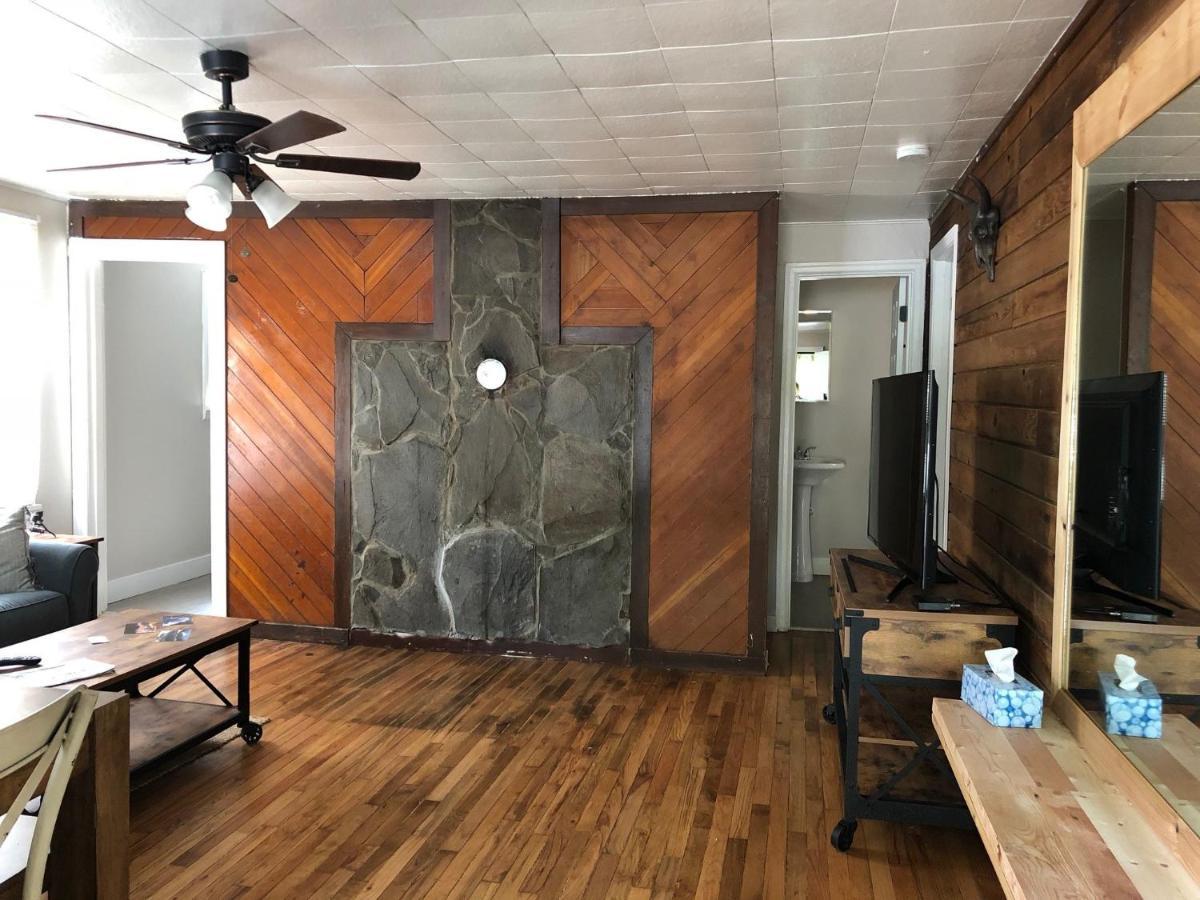 Updated + Clean Motel Room At The Base Of Mt Hood! Mount Hood Village Экстерьер фото